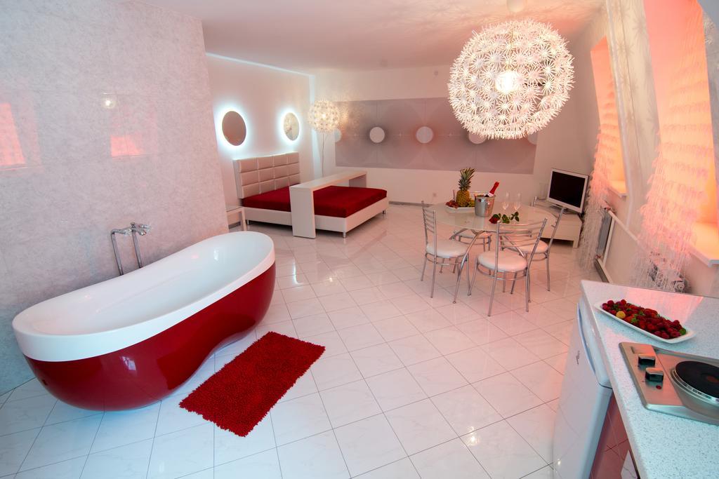 Dragomir Apartments 체르카시 객실 사진